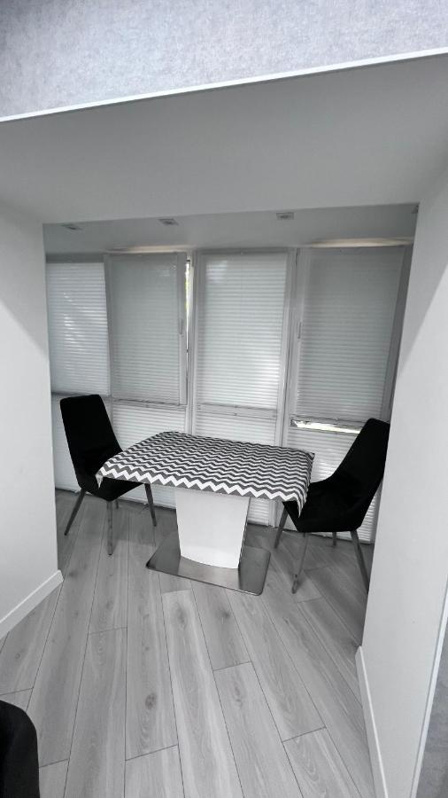 Apartamento Modern Gagarina Avenue Dnipro Exterior foto