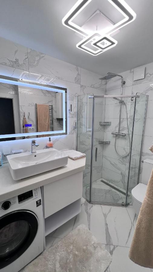 Apartamento Modern Gagarina Avenue Dnipro Exterior foto