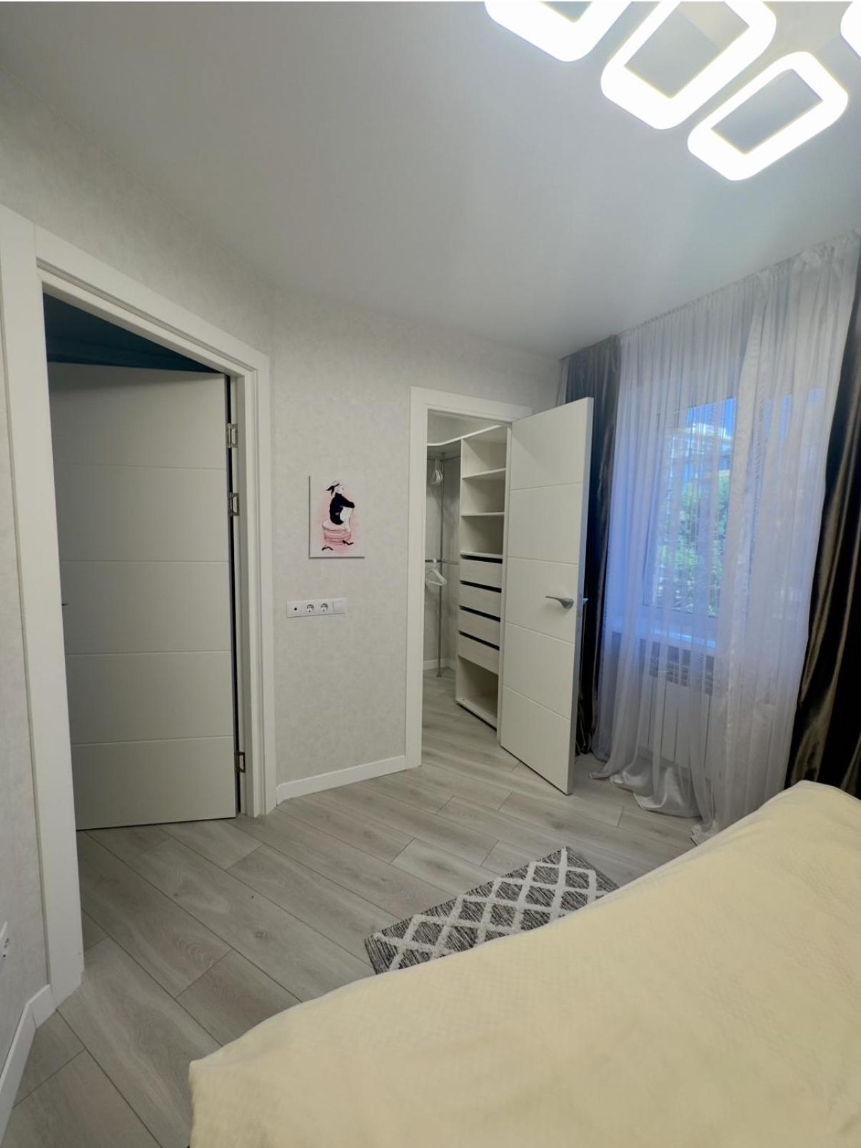 Apartamento Modern Gagarina Avenue Dnipro Exterior foto